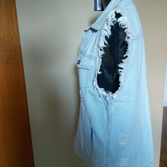 Edgy Streetwear Anna-Kaci Light Wash Frayed Denim Vest 90s Grunge Sz Large - Picture 2 of 7